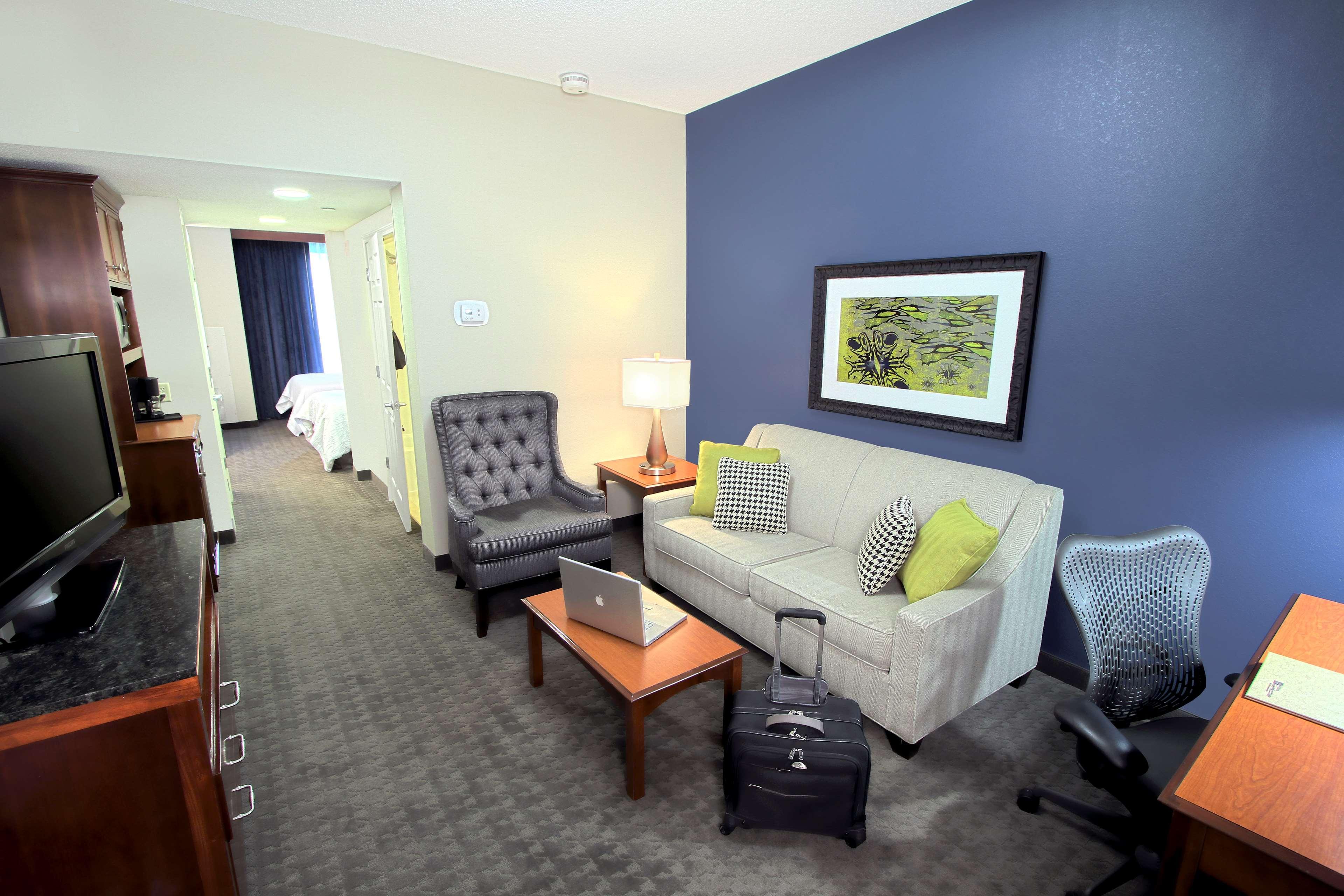 Hilton Garden 3* Westbury