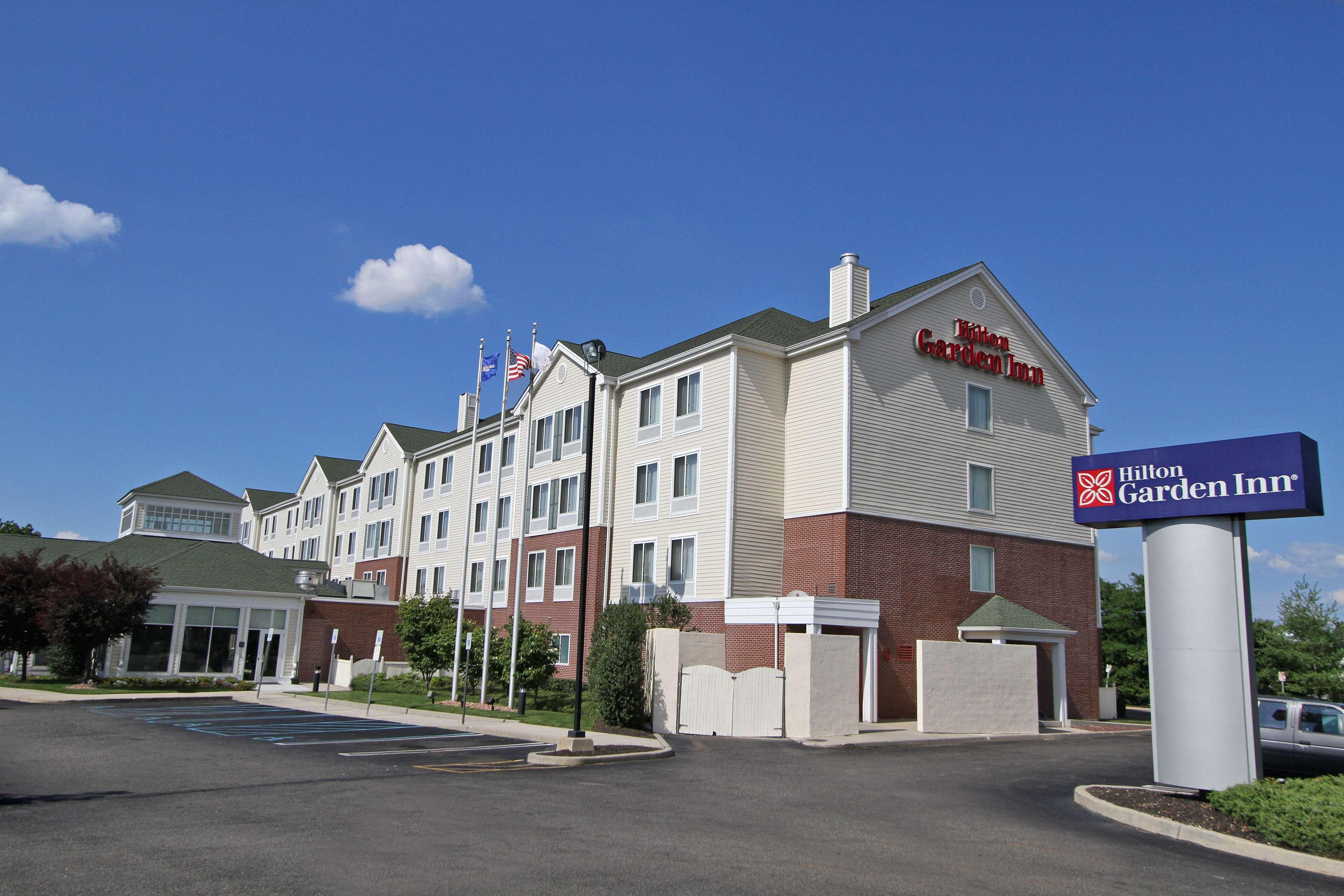 Hilton Garden 3* Westbury