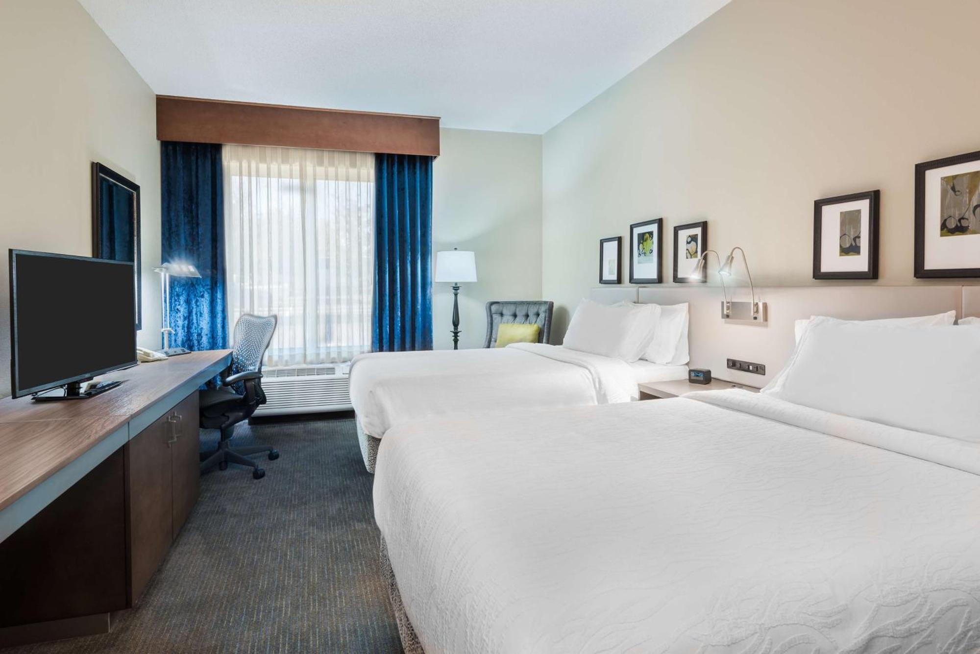 Hilton Garden Hotel 3*