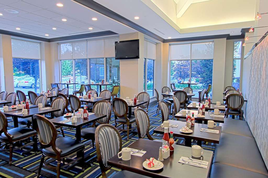 Hilton Garden 3* Westbury